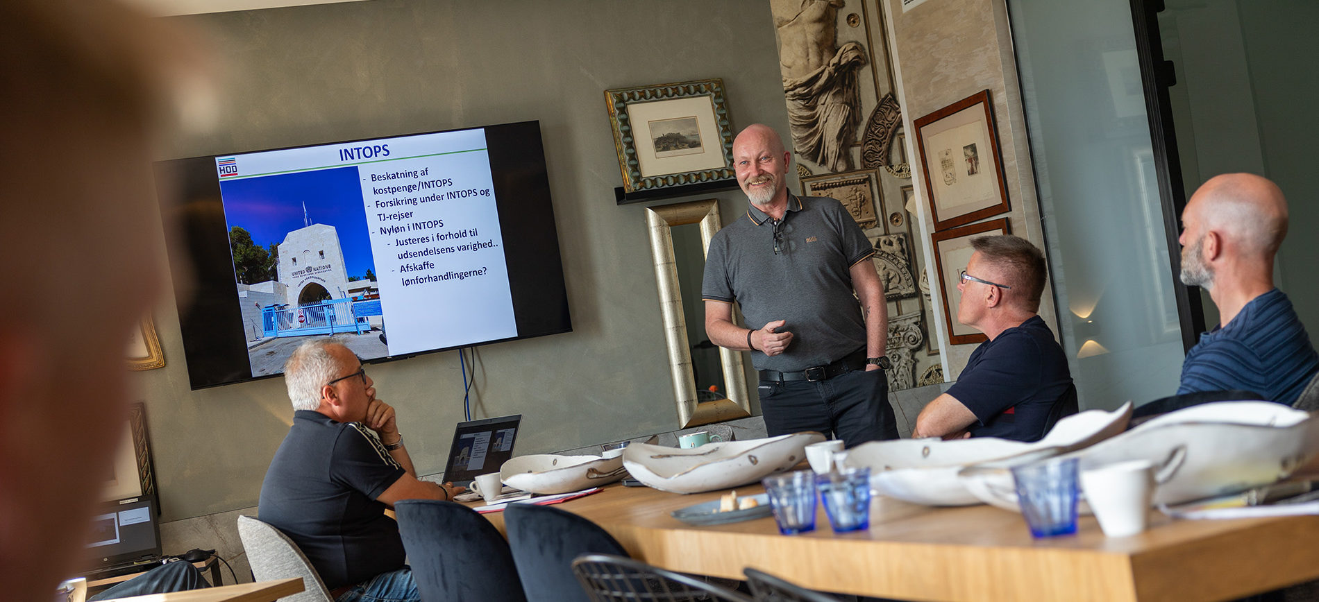 INTOPS-HOD_LR-aspect-ratio-1095-500