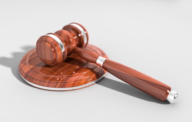 dom-hammer-til-nyhed