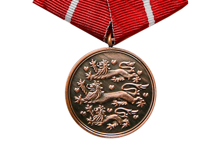 medaljen-m.-baand-beskaaret