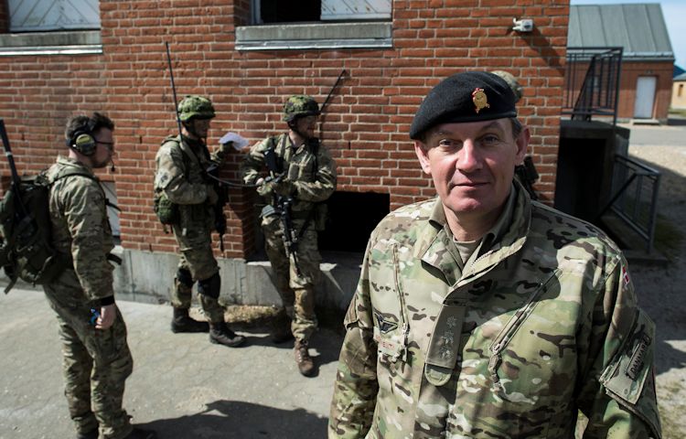 oberst-nicolas-veicherts